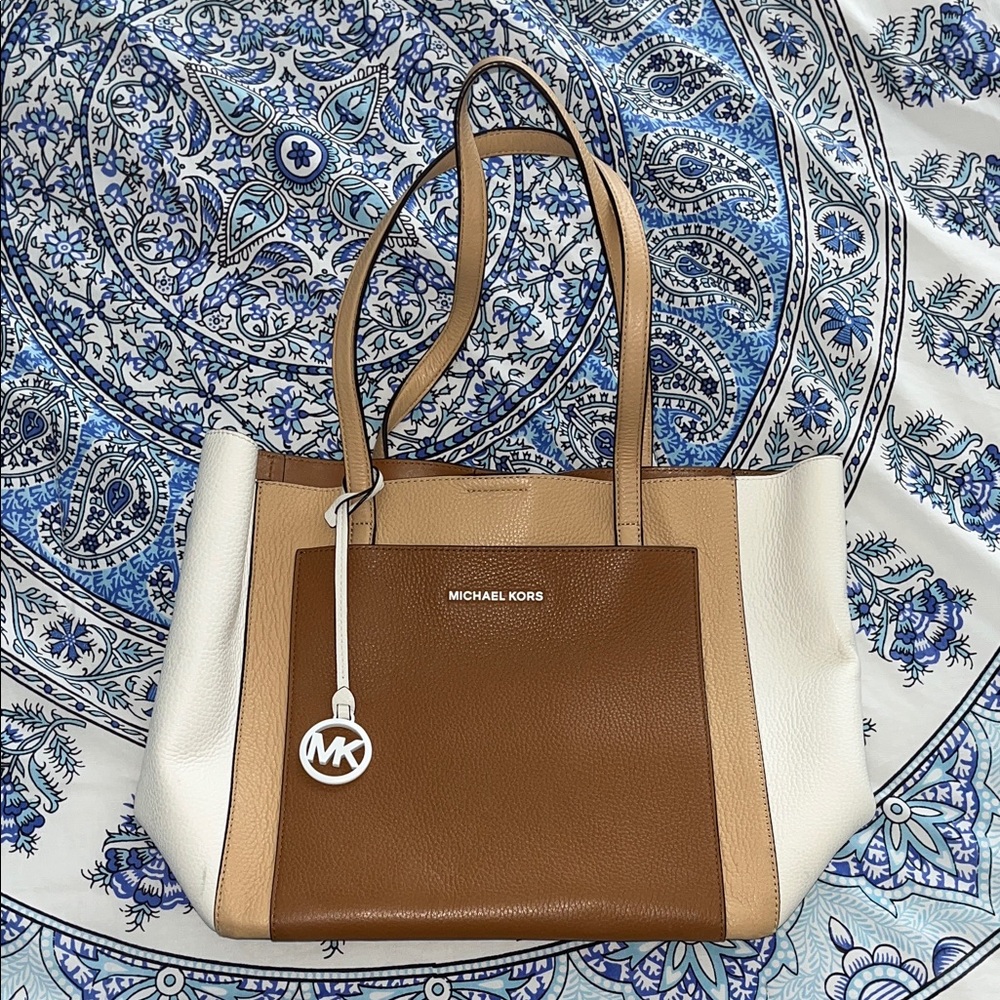 Michael Kors Tan and Cream Tote Bag